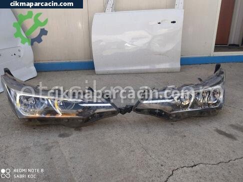 Toyota Corolla Far çıkma parça