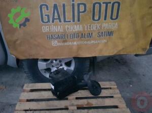 Toyota Corolla Hava Filtre Kutusu Hatasız Orjinal Çıkma