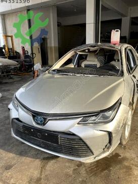 Toyota Corolla Ön Tampon çıkma parça