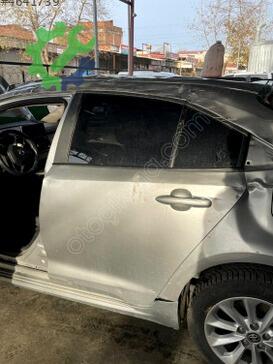 Toyota Corolla Sol Arka Kapı çıkma parça
