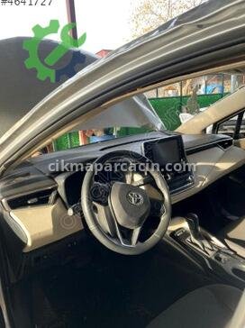 Toyota Corolla Torpido çıkma parça