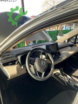 Toyota Corolla Torpido çıkma parça