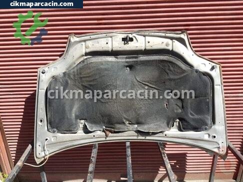 Toyota Corolla Kaput çıkma parça