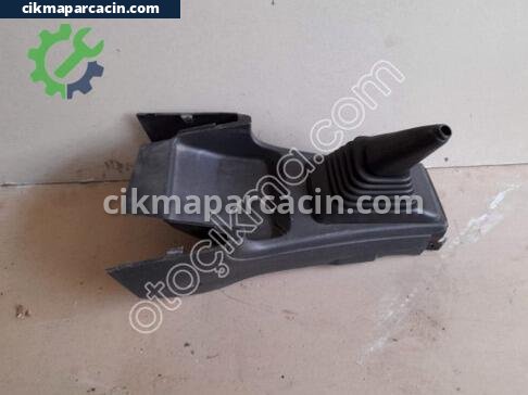 Toyota Corolla Orta Konsol çıkma parça