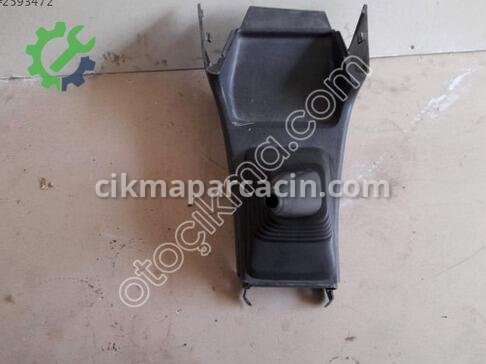 Toyota Corolla Orta Konsol çıkma parça
