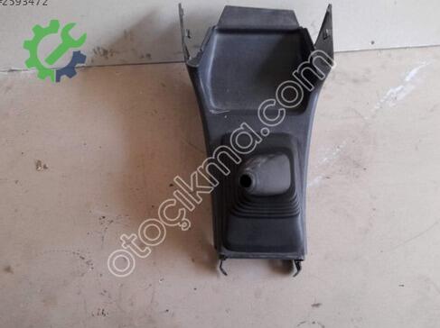 Toyota Corolla Orta Konsol çıkma parça