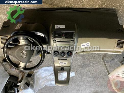 Toyota Corolla Küllük çıkma parça