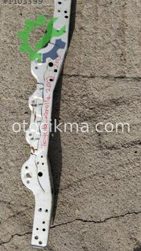 Toyota Corolla Ön Panel çıkma parça