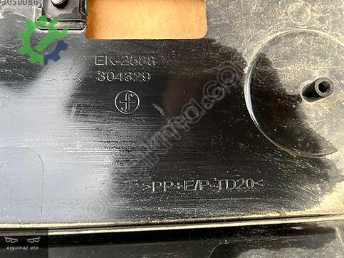 Toyota Corolla Tampon Izgarası 53112 çıkma parça