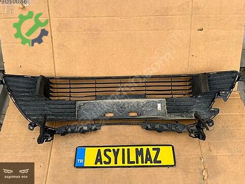 Toyota Corolla Tampon Izgarası 53112 çıkma parça
