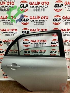 Toyota Corolla Sağ Arka Kapı çıkma parça