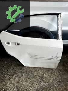 Toyota corolla sağ arka kapı