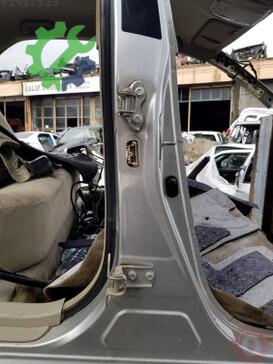 Toyota Corolla Sağ Arka Kapı Menteşesi çıkma parça