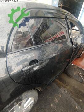 Toyota Corolla Sağ Arka Kapı çıkma parça