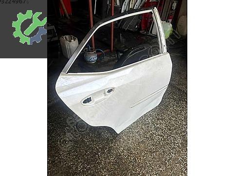 Toyota Corolla Sağ Arka Kapı çıkma parça