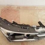 Toyota corolla sağ far çıkma yedek parça