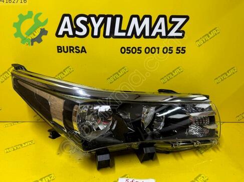 Toyota Corolla Sağ Ön Far çıkma parça