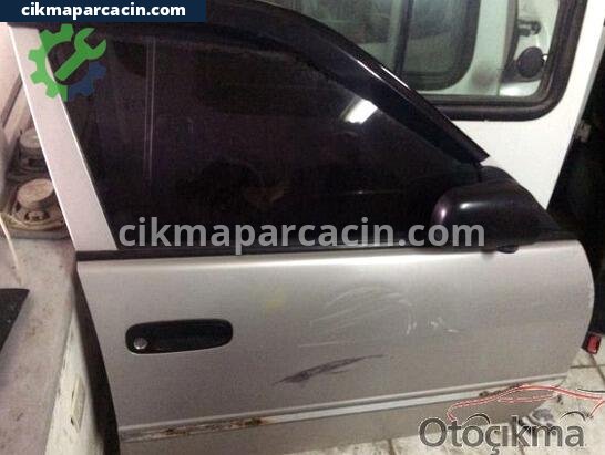 Toyota Corolla Sağ Ön Kapı çıkma parça