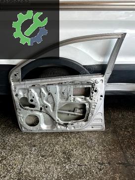 Toyota Corolla Sağ Ön Kapı çıkma parça