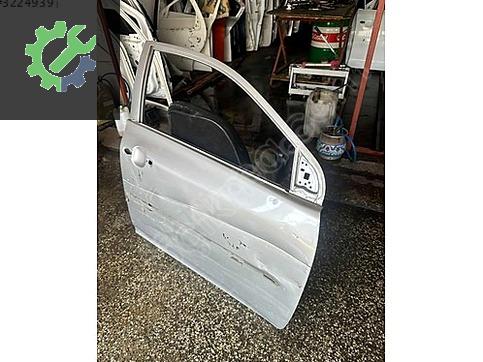 Toyota Corolla Sağ Ön Kapı çıkma parça