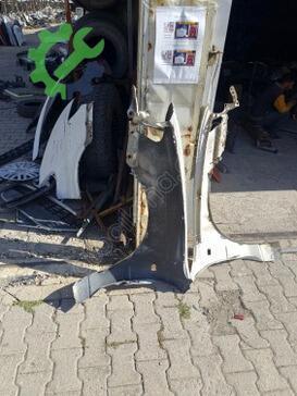 Toyota Corolla Sağ Ön Çamurluk çıkma parça