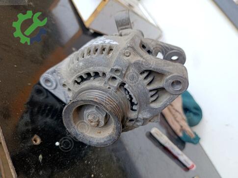Toyota Corolla Şarj Dinamosu çıkma parça