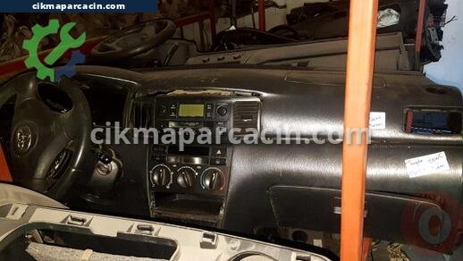 Toyota Corolla Silecek Kolu çıkma parça