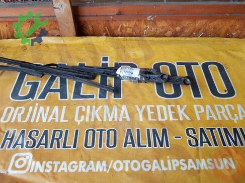 Toyota Corolla Silecek Kolu çıkma parça