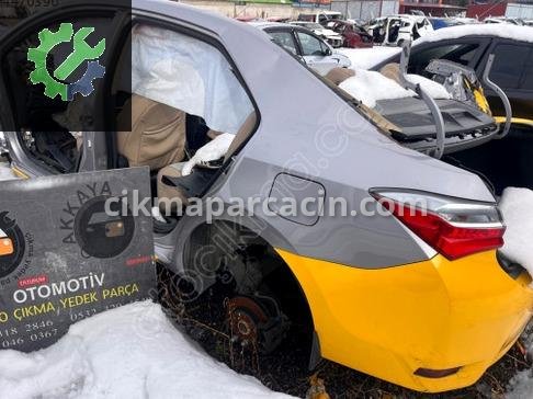 Toyota Corolla Sol Arka Çamurluk 13-18 çıkma parça