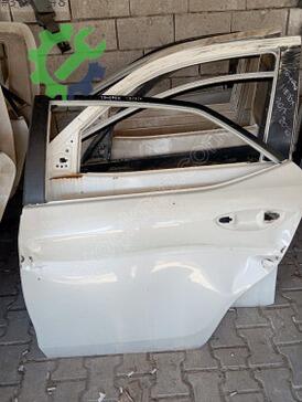Toyota Corolla Sol Arka Kapı çıkma parça