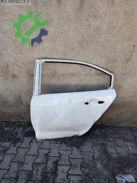Toyota Corolla Sol Arka Kapı çıkma parça