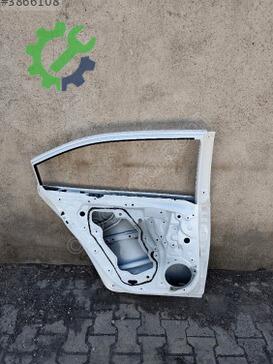 Toyota Corolla Sol Arka Kapı çıkma parça
