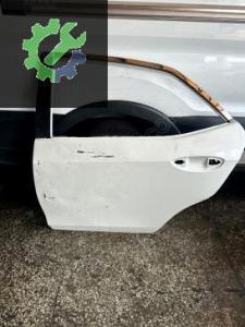 Toyota corolla sol arka kapı