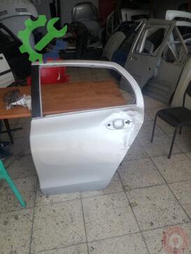 Toyota Corolla Sol Arka Kapı çıkma parça