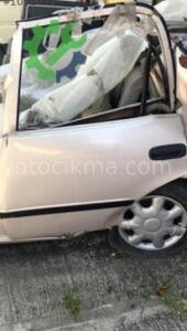 Toyota corolla sol arka kapı orjinal çıkma
