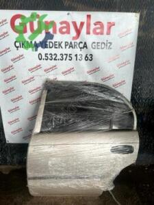 Çıkma Toyota Corolla Sol Arka Kapı (3. Adet)