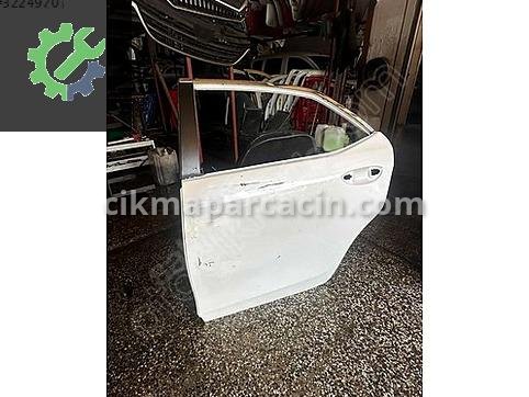Toyota Corolla Sol Arka Kapı çıkma parça