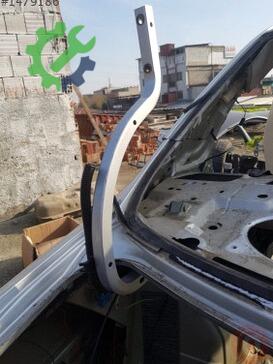 Toyota Corolla Sol Bagaj Menteşesi çıkma parça