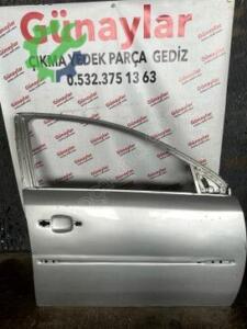 Çıkma Toyota Corolla Sağ Ön Kapı