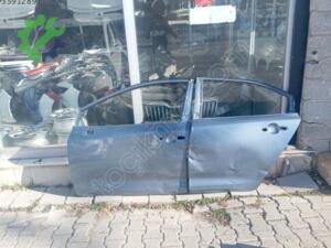 Toyota Corolla sol ön kapı arka kapı 2019 2025 arası