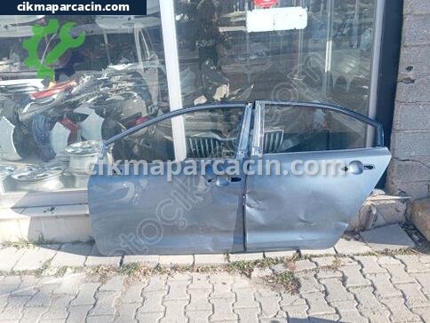 Toyota Corolla Sol Ön Kapı çıkma parça