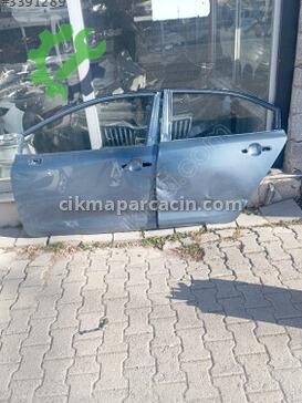 Toyota Corolla Sol Ön Kapı çıkma parça