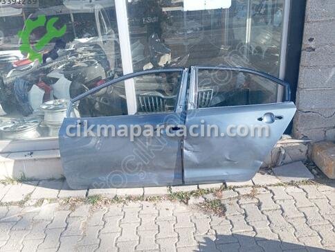 Toyota Corolla Sol Ön Kapı çıkma parça