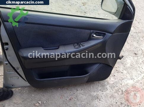 Toyota Corolla Kapı Döşemesi çıkma parça