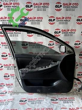 Toyota Corolla Sol Ön Kapı çıkma parça