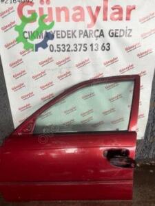 Toyota Corolla Sol Ön Kapı Çıkma