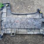 Toyota Corolla torpido alt plastiği