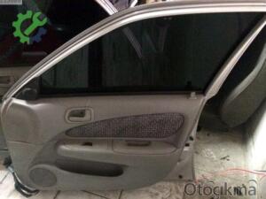 Sağ Ön Kapı Toyota Corolla 2001 Çıkma