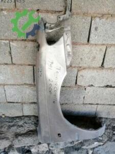 Toyota corrola sağ ön çamurluk 1991 2000 arası