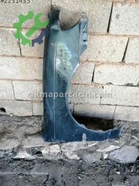 Toyota Corolla Sağ Ön Çamurluk çıkma parça